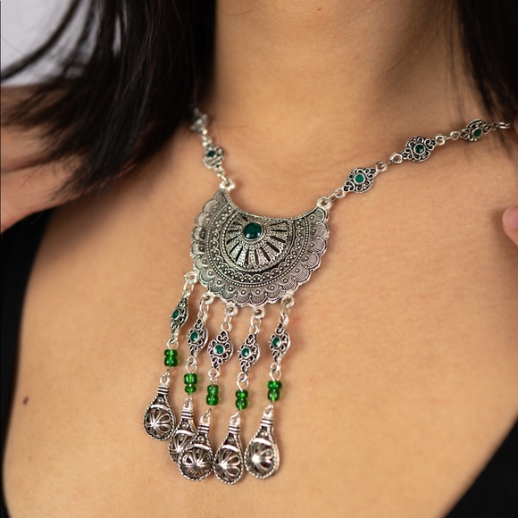 Necklace - Picture 5 of 11